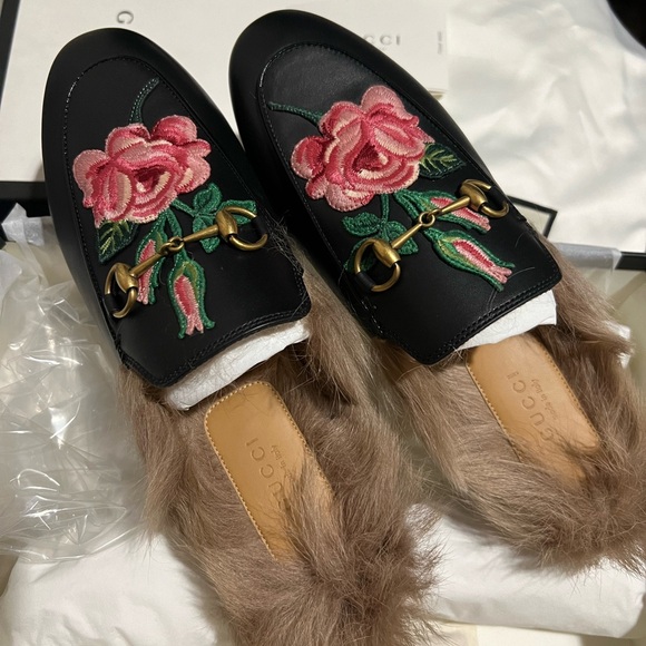 New Gucci Princetown Horsebit fur Mules Lined black Embroidered Flower s… - Picture 6 of 14